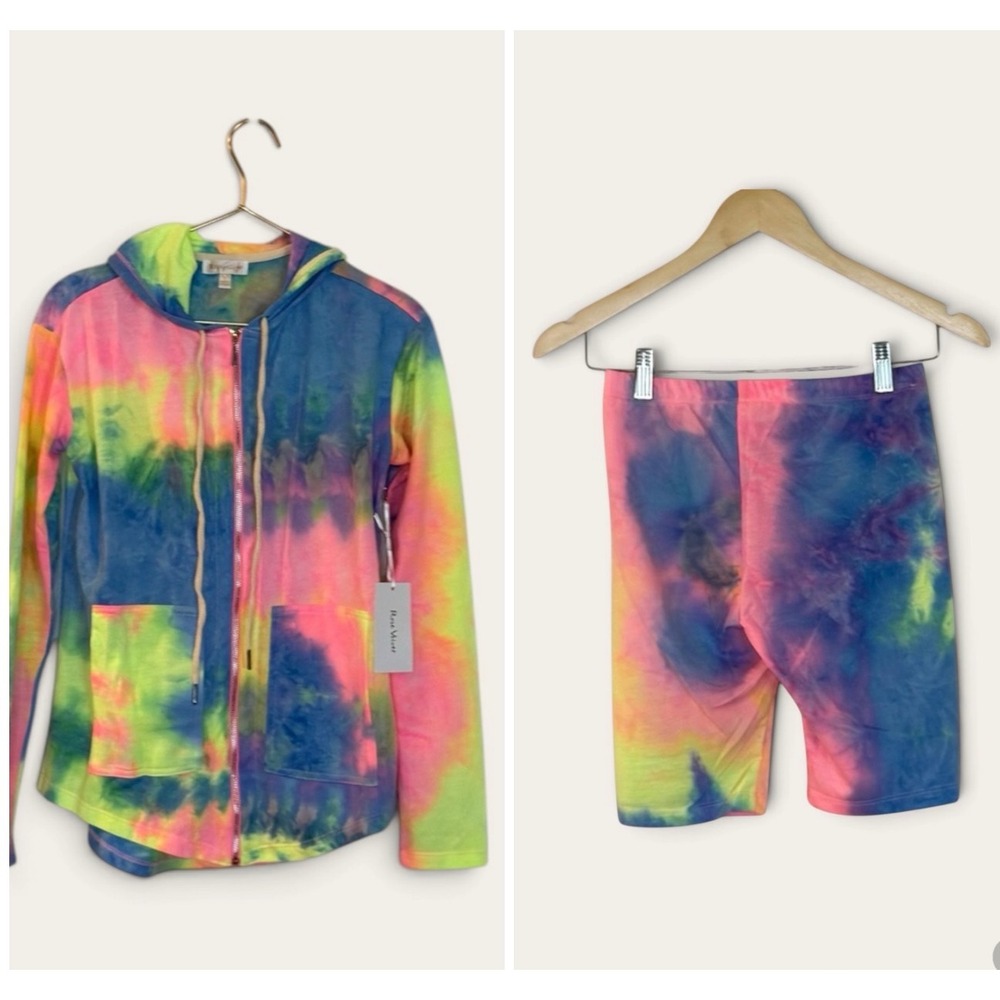 Rose Velvet Womens Tie Dye Hoodie and Biker Shorts Set Multi Color Size S NWT